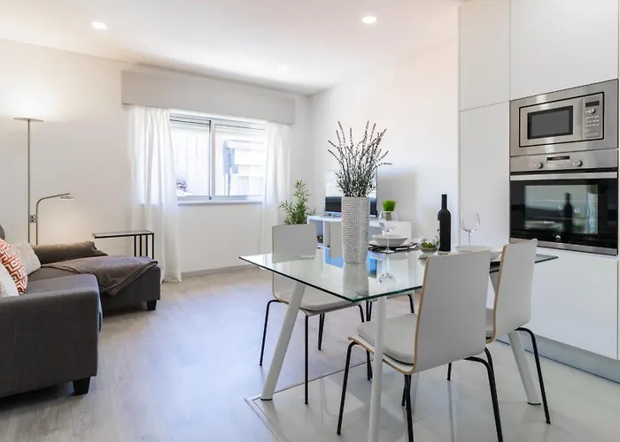 Apartment Delightful Bombarda By Unique Hosts *